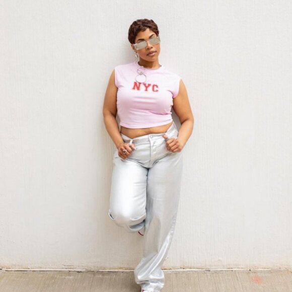 Women's Mid-Rise 90's Baggy Jeans - Universal Thread Metallic Wash - Picture 8 of 11